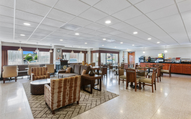 Best Western Plus Belle Meade Inn & Suites