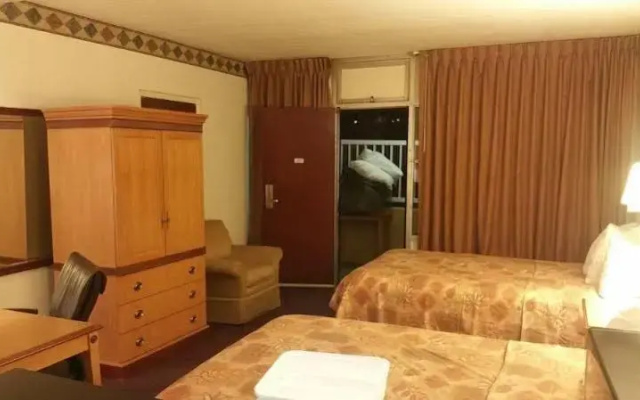 Travelodge Hot Springs