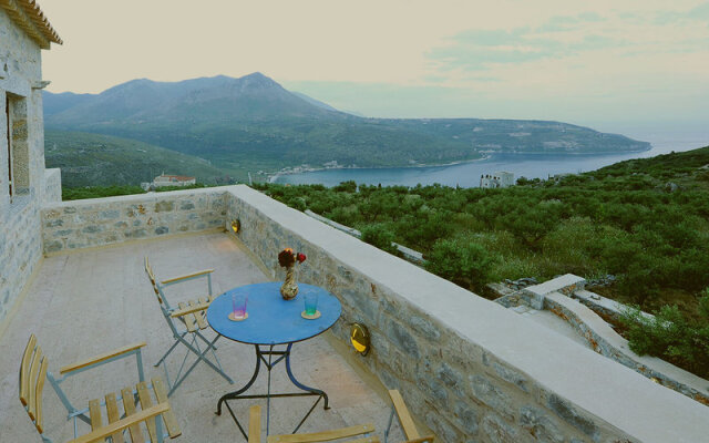 Xemoni Hotel & Spa