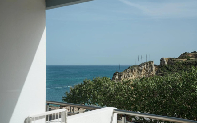 Carvi Beach Hotel