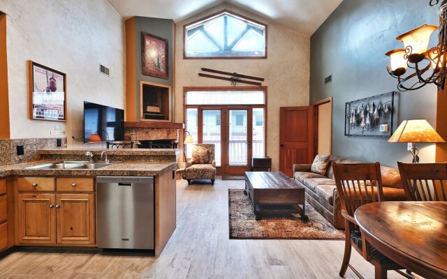 Mogul Mansion by Blueswell