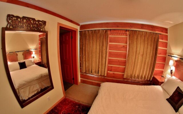 Earl Grey Lodge