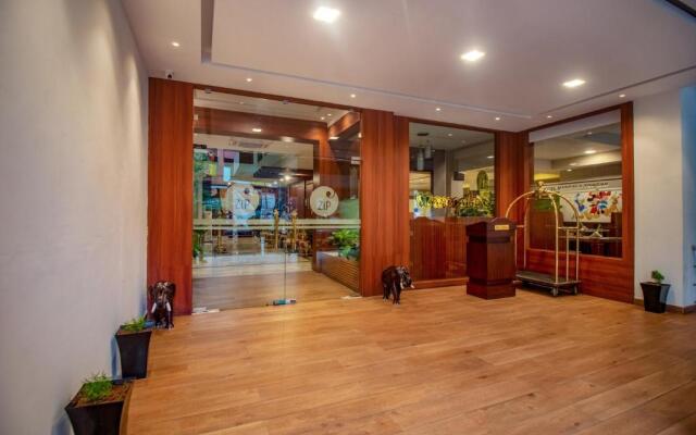 Zip By Spree Hotels Mangala Towers Thrissur