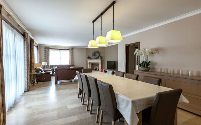 Luxurious Villa in De Panne with Garden