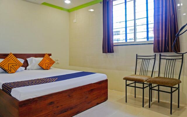 SPOT ON 79731 Meghraj Lodge