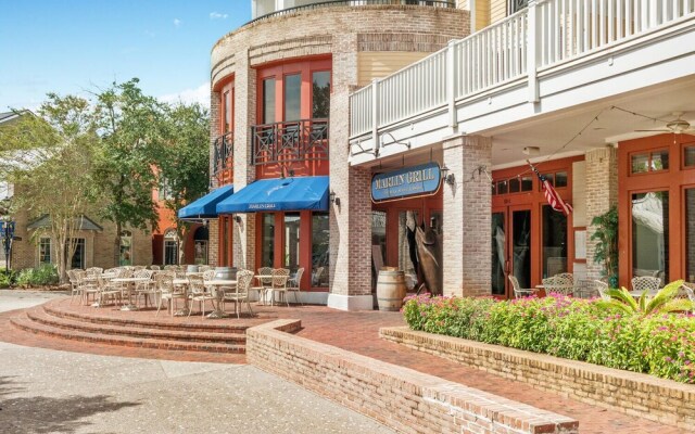 Sandestin Market Street