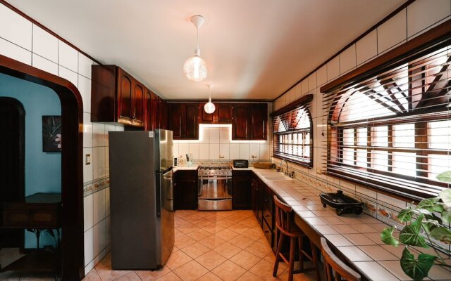 Marea Brava Hotel & Villas