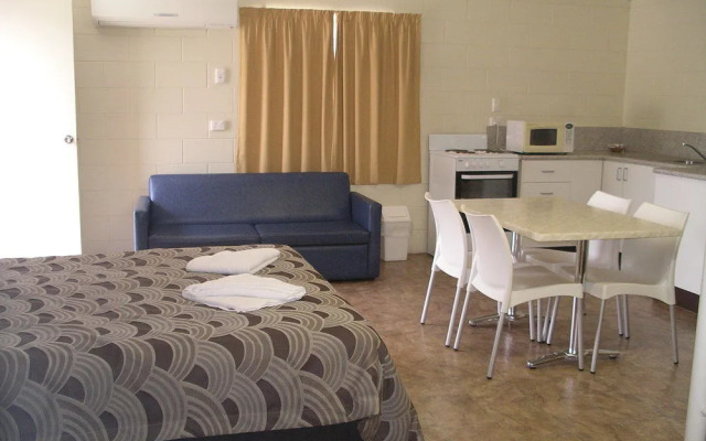 Charters Towers Tourist Park