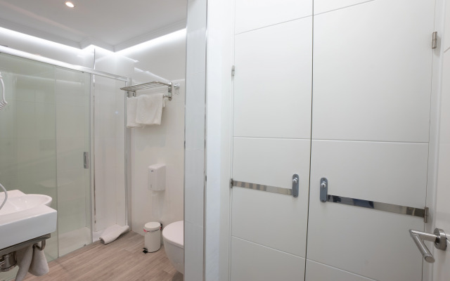 Apartamentos Abril