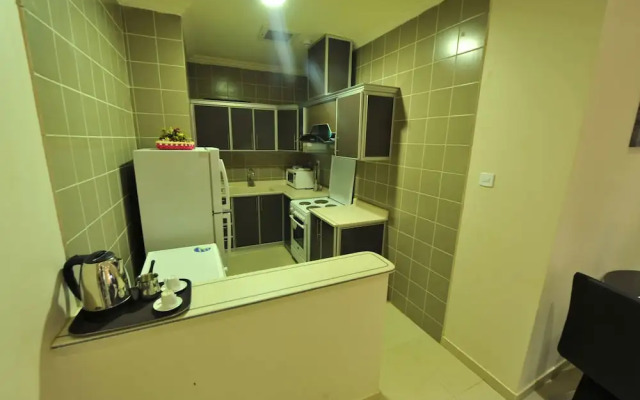 Al Janadriyah Suites 7