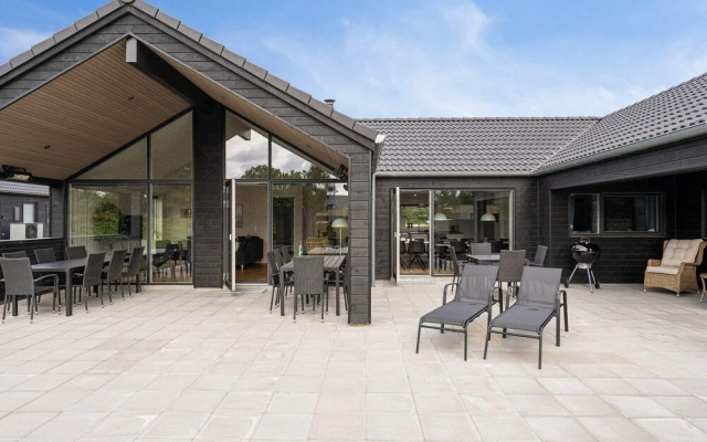 5 Star Holiday Home in Romo