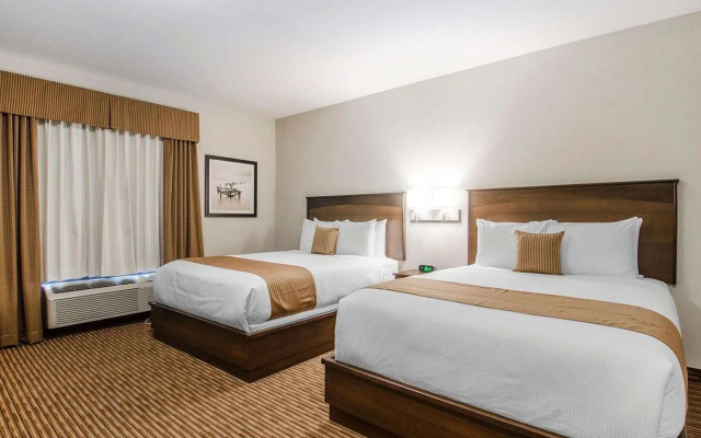 Suburban Extended Stay Hotel Estevan