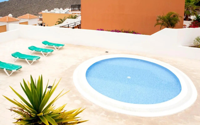 Sunset View And Pool In Paradise