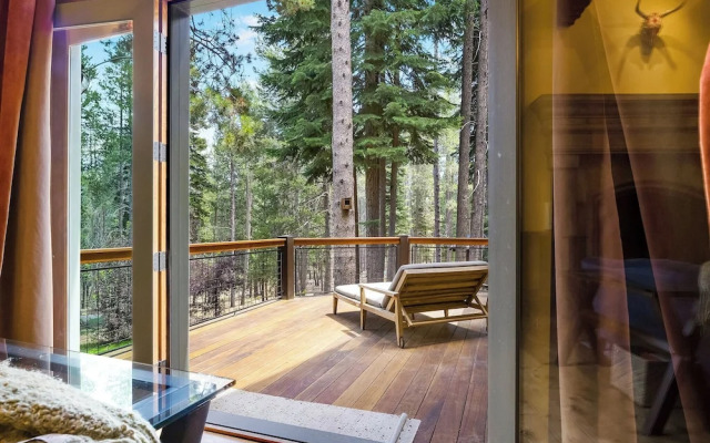 Star Haven Retreat 5 BDR Stunner!