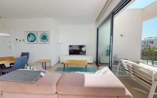 Las Colinas Golf & Country Club Residences