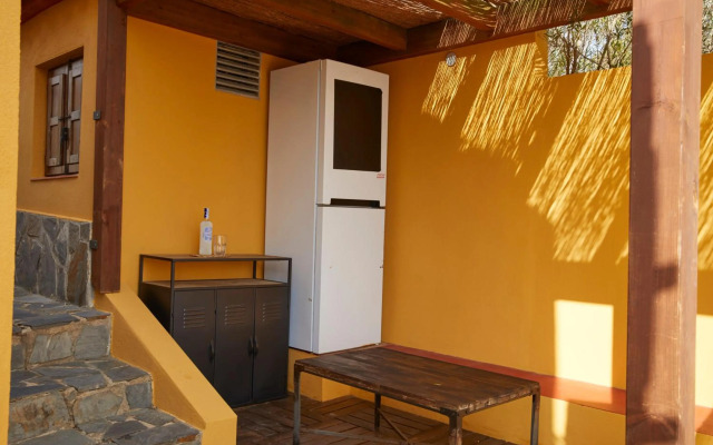 Amazing Vila close to Sitges, jacuzzi, swimming pool & exellent views