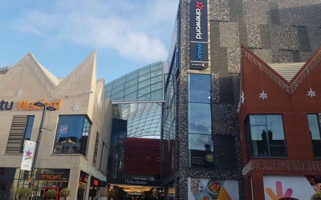 Watford Metro Apartment