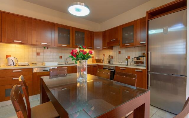 Villa Rosa 2