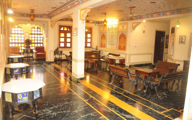 Hotel Sajjan Niwas