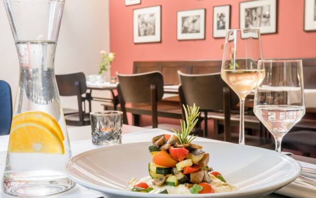 Logis Hotel QUARTIER 5