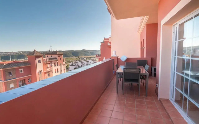 2208-Superb Apt with Amazing Seaview