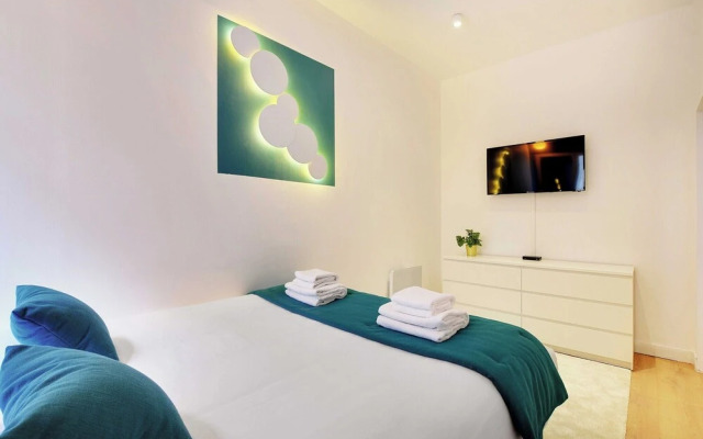 Modern Apartment - 1br/6p - AC - Marais