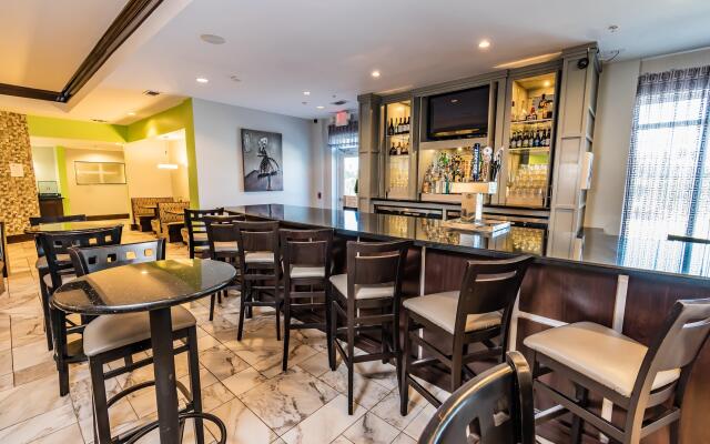 Holiday Inn Houston Webster by IHG