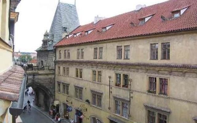 Charles Bridge Residence