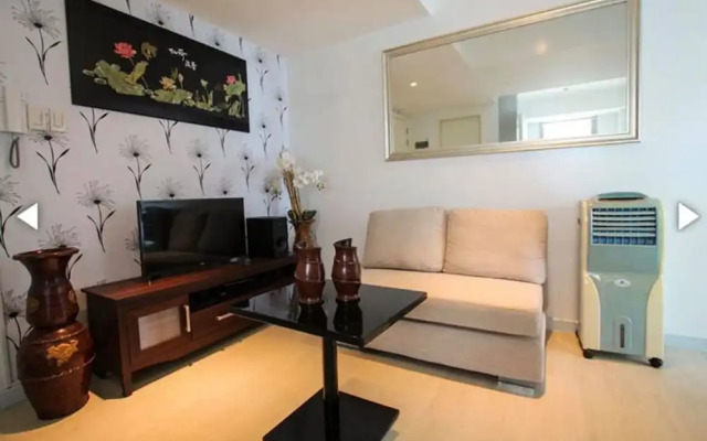 Azure Rio West Wave Pool 1 Bedroom near Airport