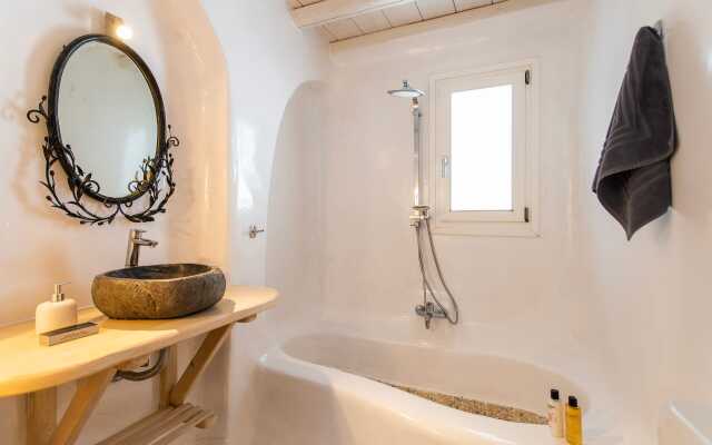 Villa Diorite by Mykonos Rocks