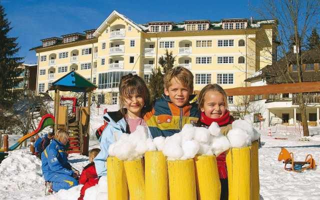 Wellness-Golf-Ski-Familien-Hotel Dilly