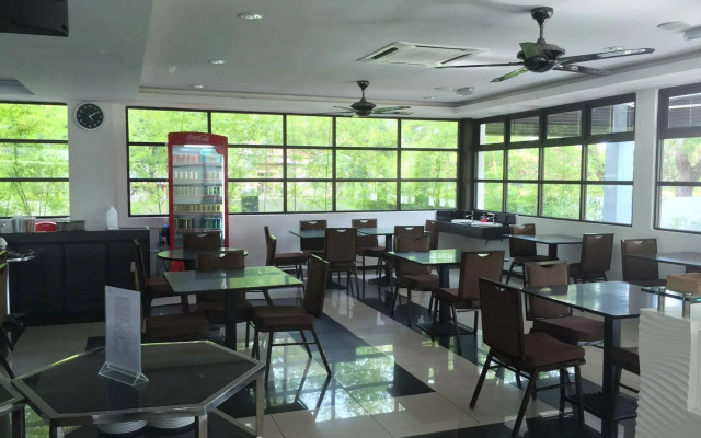 Alia Residence