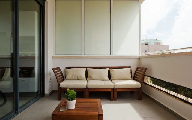Sunny Luxary Apartments