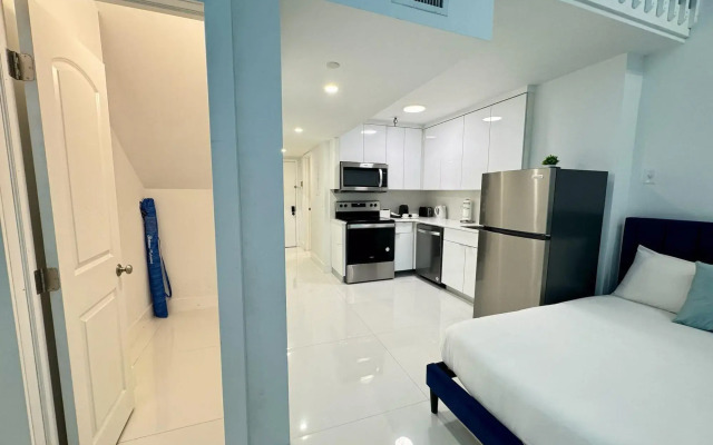 SeaStays Apartments