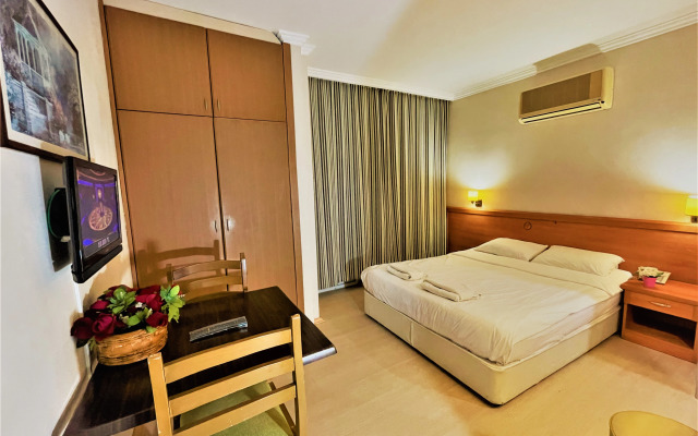 Select Apart Hotel