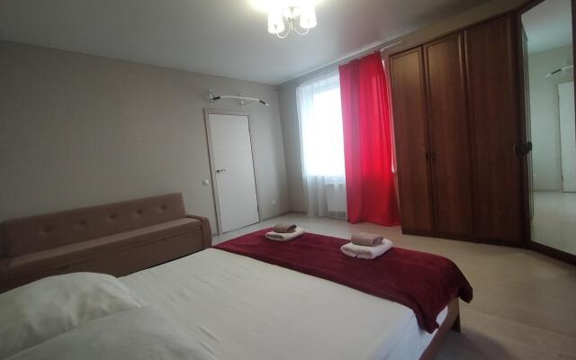 Отличный день на улице Дзержинского 82