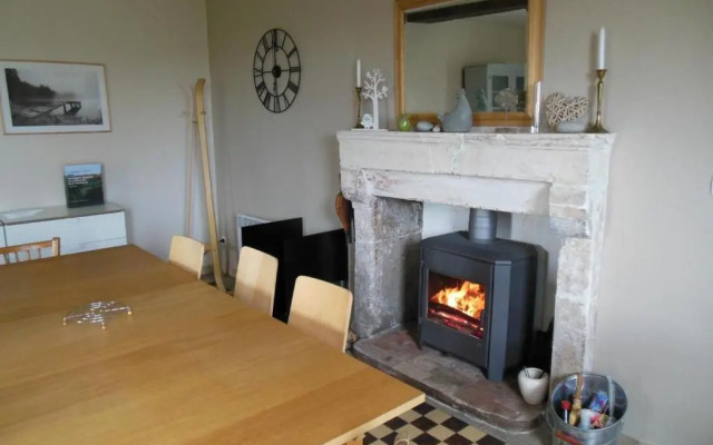 Gîte Neufchâtel-en-Saosnois, 3 pièces, 6 personnes - FR-1-410-299