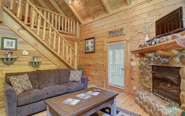 Autumn Breeze 1 Bedroom 1 Bathroom Cabin