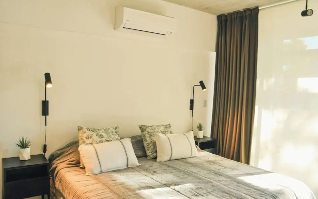 Studio with Amenities and River View by BT Homes