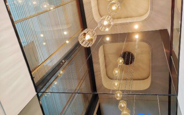 Mangrove Bay Riverside Mountain Riverview  B&B  ( Huafa Mall  Branch)