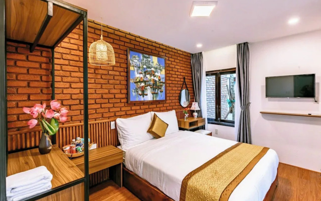 Nana House Homestay