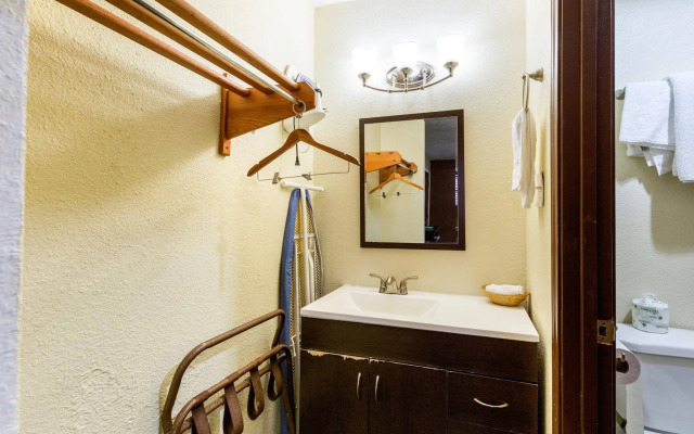 Rodeway Inn & Suites Houston near Medical Center