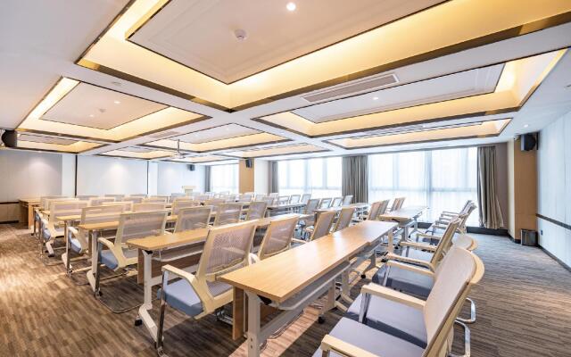 Atour Hotel Lugu Changsha