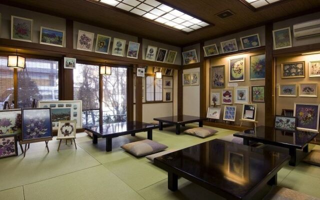 Kusatsu Onsen EKINARIYA RYOKAN