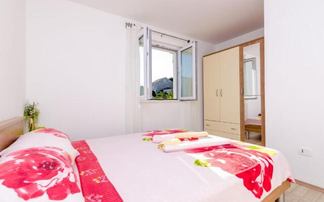 Apartment Maurora