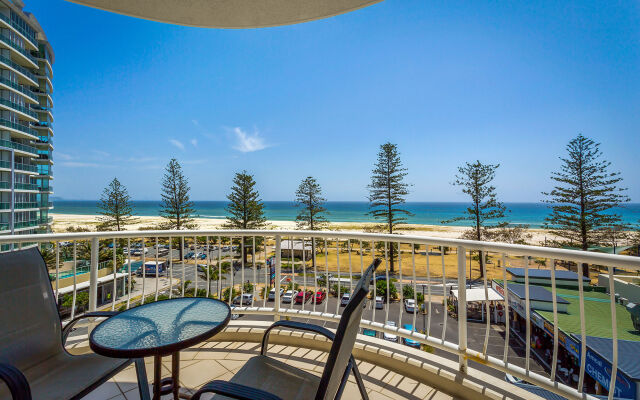 Kirra Beach Apartments