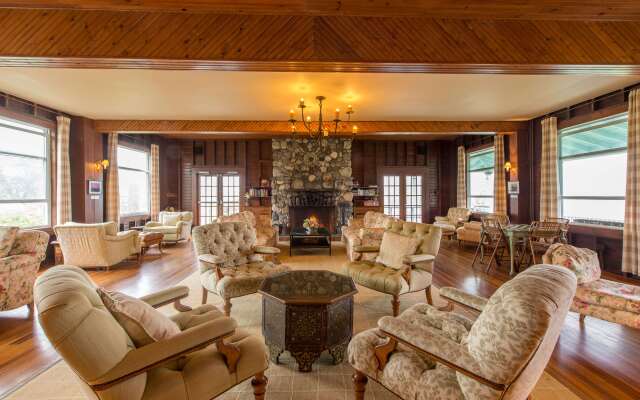 Chebeague Island Inn