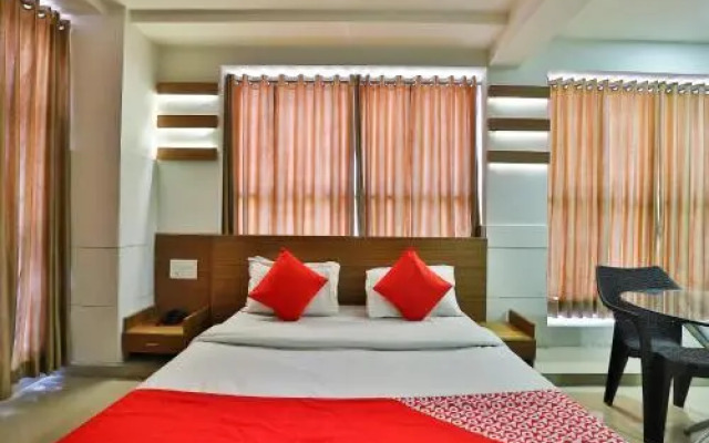 Hotel Midway Residency