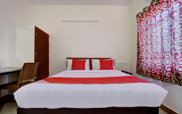 Century Park by OYO Rooms