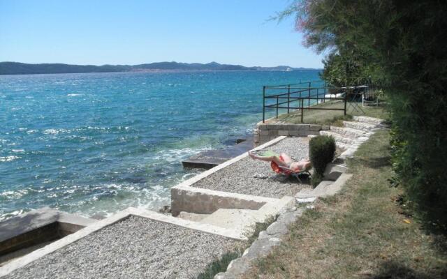 Apartments Dora Bibinje, 30 m from the sea